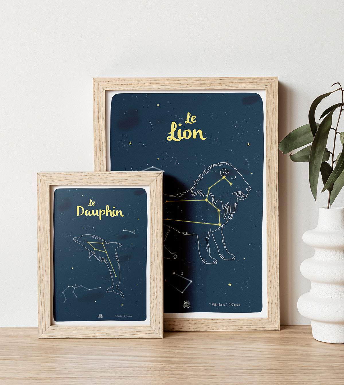 Affiche enfant étoiles, constellation du Lion et du Dauphin, déco unique Papier curieux