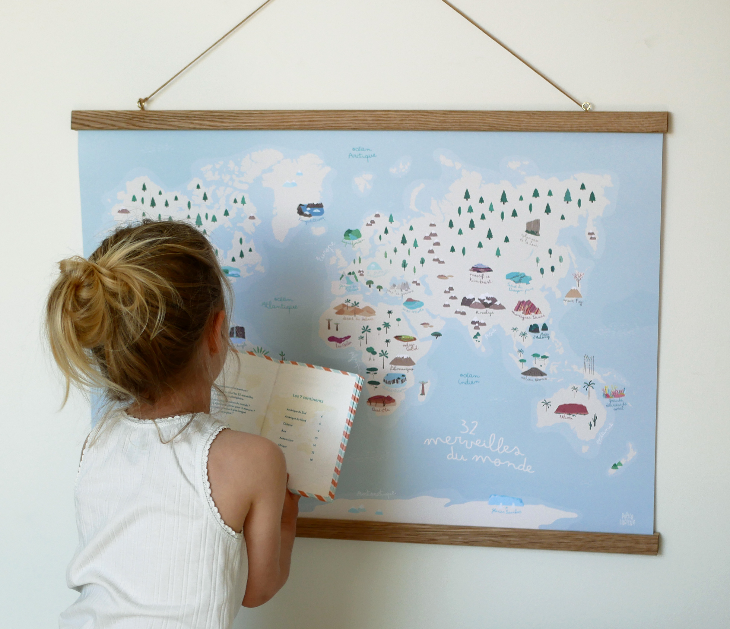 Affiche carte du monde enfants